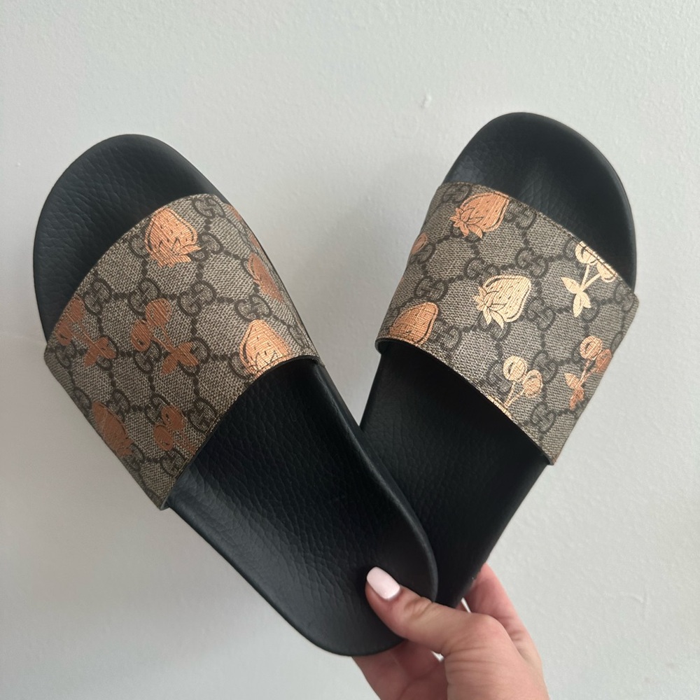 Gucci Owl Slides